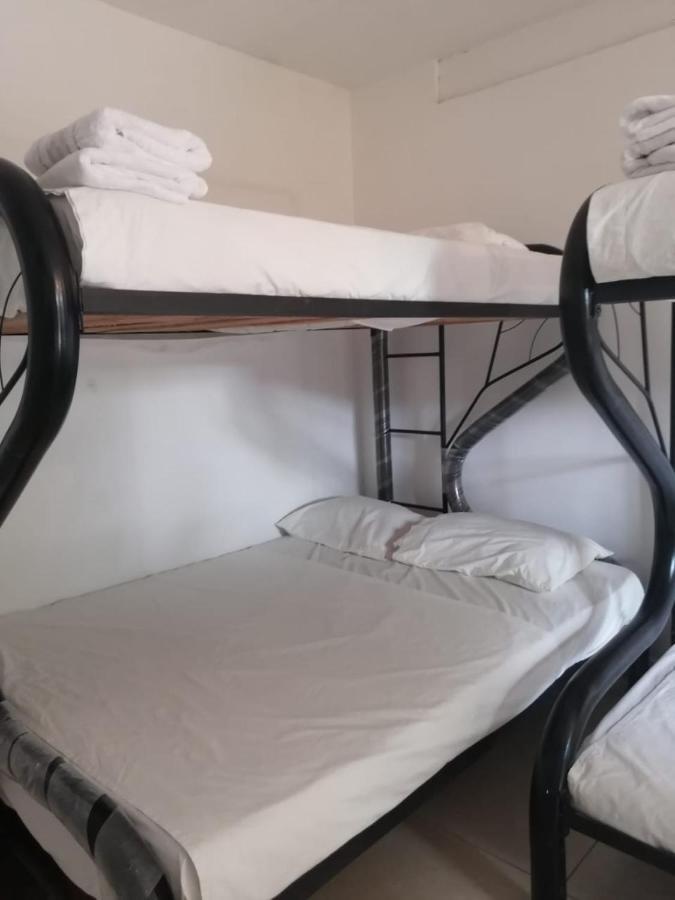 Hotel Mar Y Luna Eventos Ricaurte Szoba fotó
