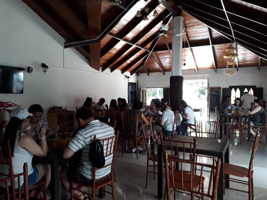 Hotel Mar Y Luna Eventos Ricaurte Kültér fotó