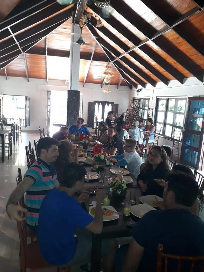 Hotel Mar Y Luna Eventos Ricaurte Kültér fotó